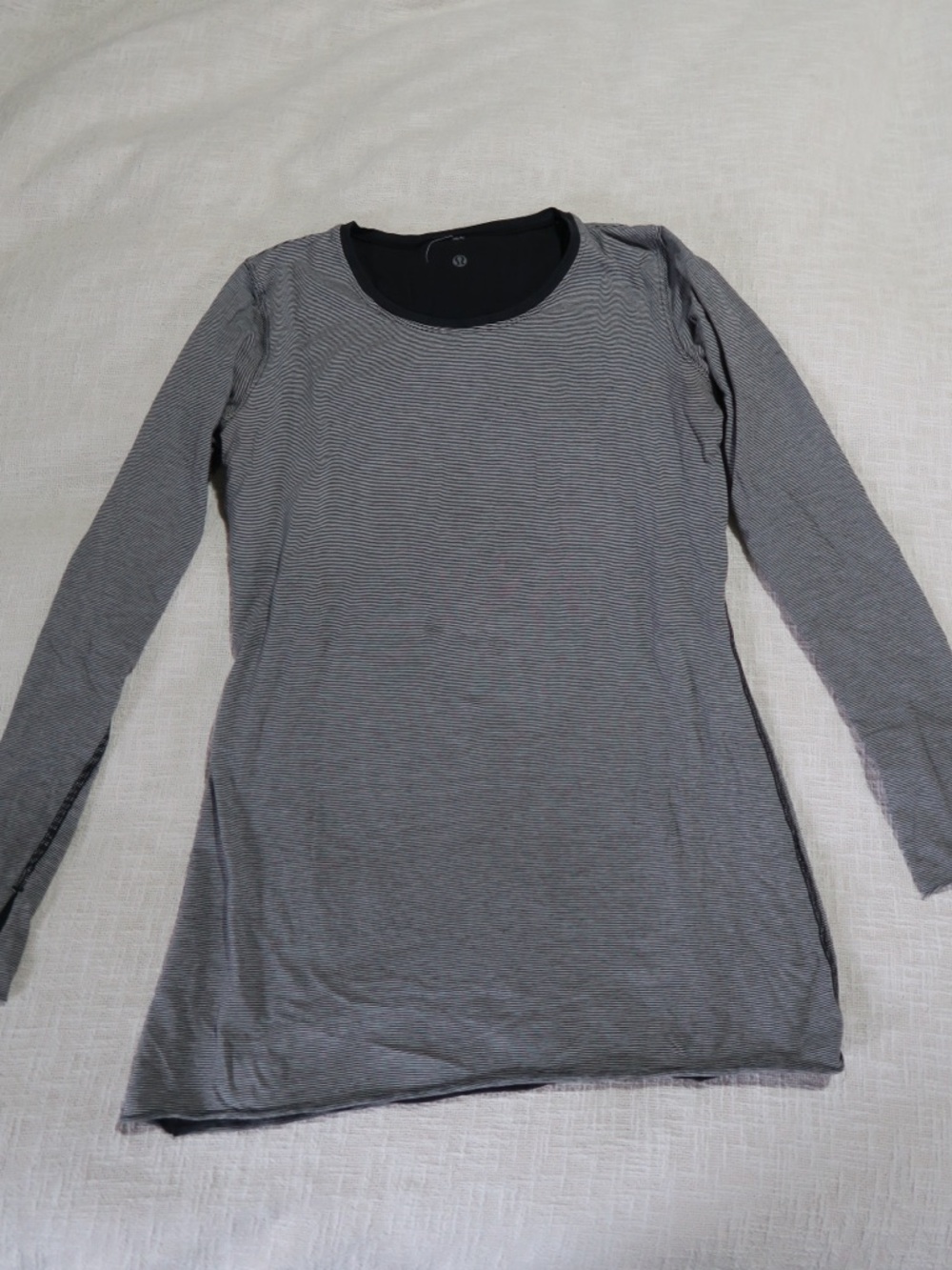 Lululemon Reversible Scoop Neck Top